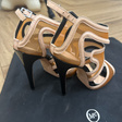 Босоножки • Alexander McQueen • Молочный