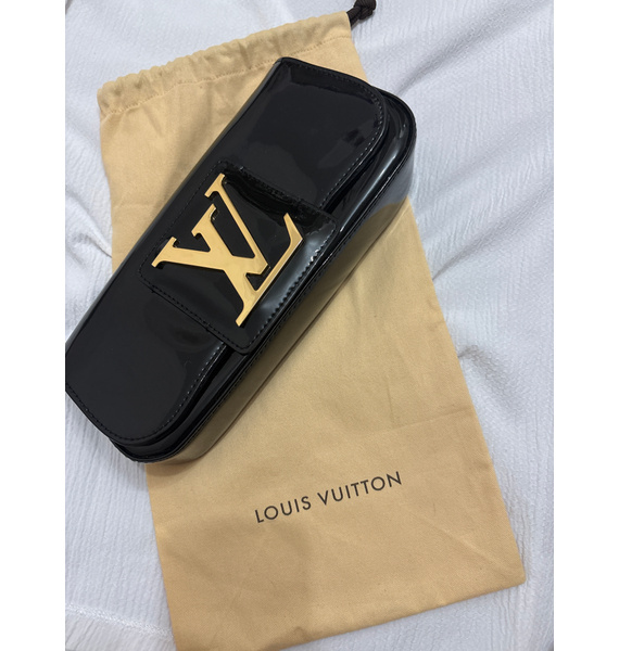 Клатч • Louis Vuitton • Черный