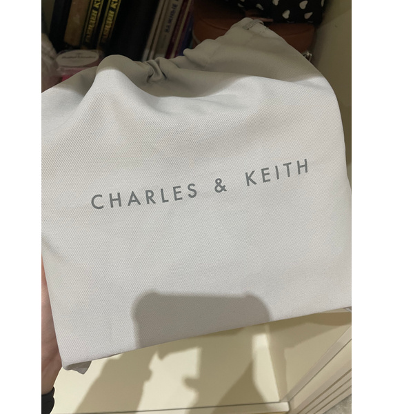 Сумка • Charles & Keith • Бежевый