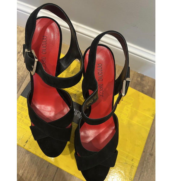 Босоножки • Antonio Biaggi • Черный