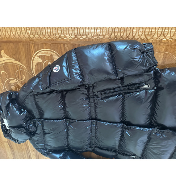 Пуховик • Moncler • Черный