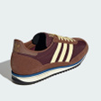 Кроссовки • adidas Originals • Бордовый