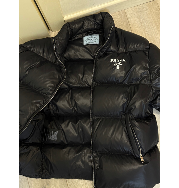 Пуховик • Prada • Черный