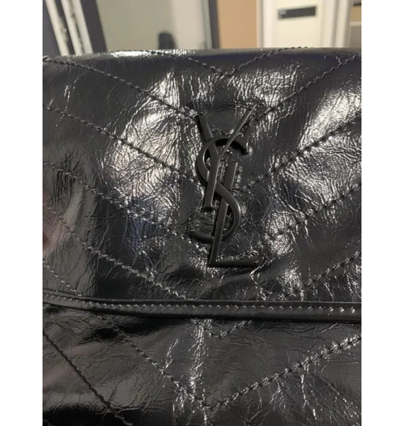 Сумка • Yves Saint Laurent • Черный