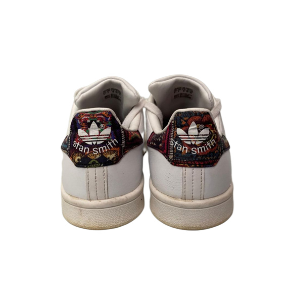 Кроссовки • adidas • Белый