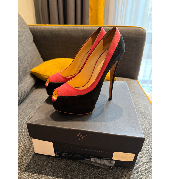 Туфли • Giuseppe Zanotti • Черный