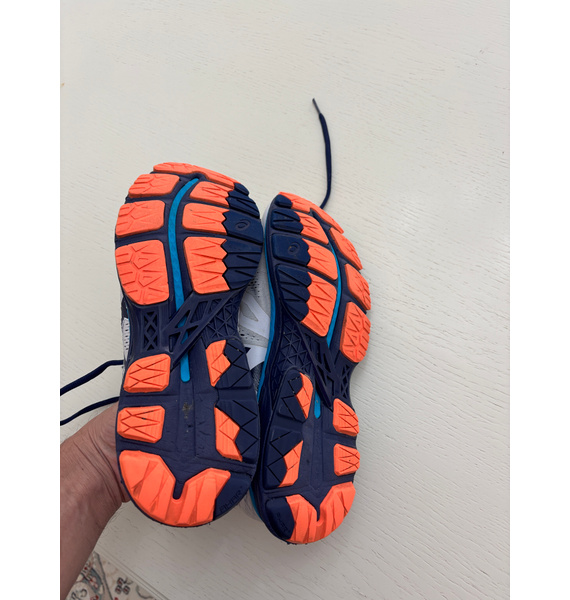 Кроссовки • ASICS • Белый