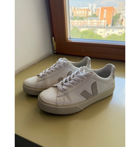 Кеды • VEJA • Белый