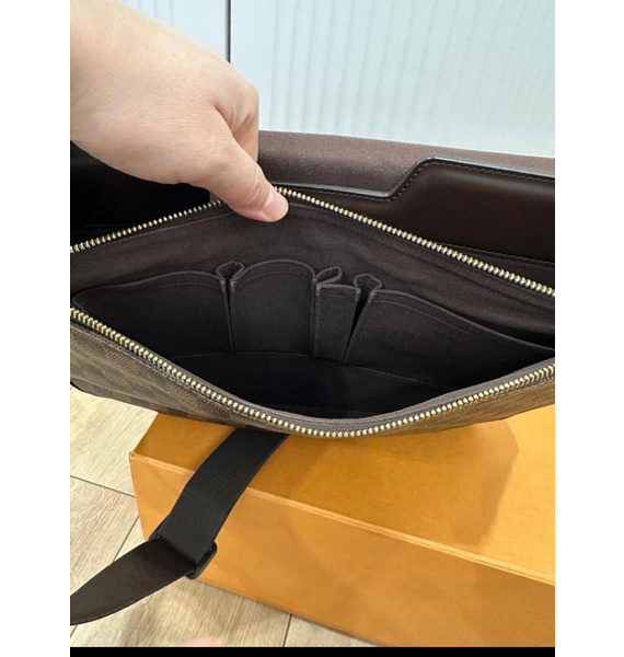 Сумка • Louis Vuitton • Коричневый
