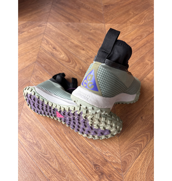 Кроссовки • Nike • Зеленый