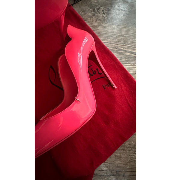 Туфли • Christian Louboutin • Розовый