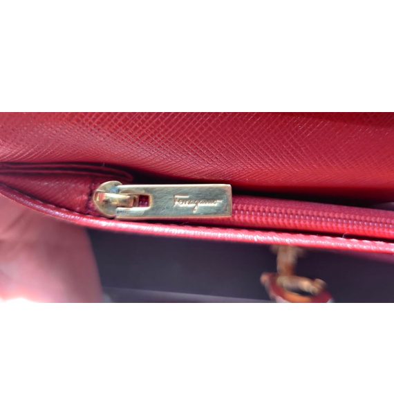 Кошелек • Salvatore Ferragamo • Красный