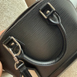 Сумка • Louis Vuitton • Черный