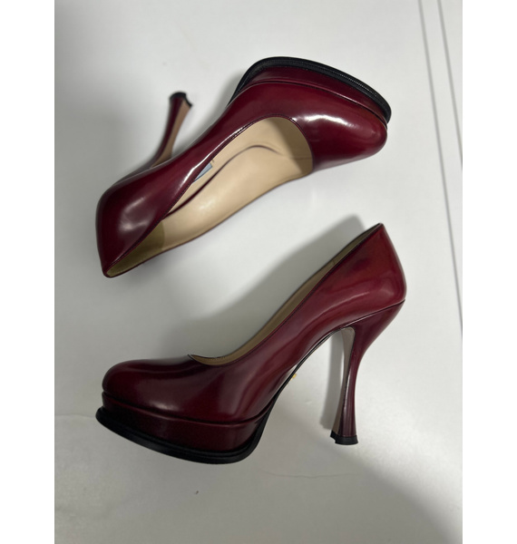 Туфли • Prada • Бордовый