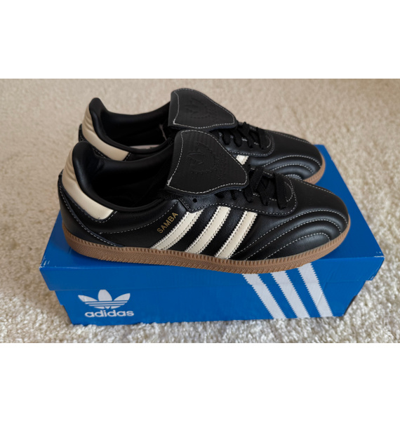 Кроссовки • adidas • Черный