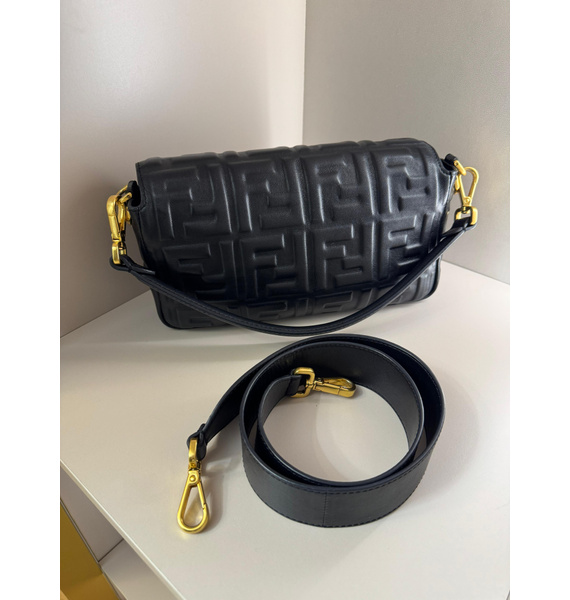 Сумка • Fendi • Черный