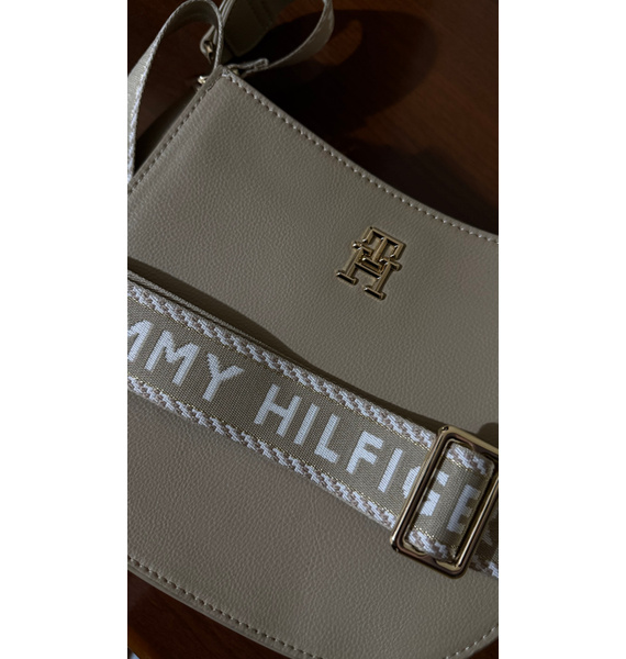 Сумка • Tommy Hilfiger • Бежевый