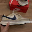 Кроссовки • Nike • Бежевый