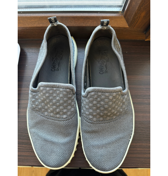 Слипоны • Salvatore Ferragamo • Серый
