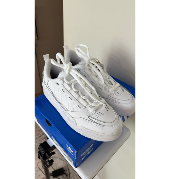 Кроссовки • adidas Originals • Белый