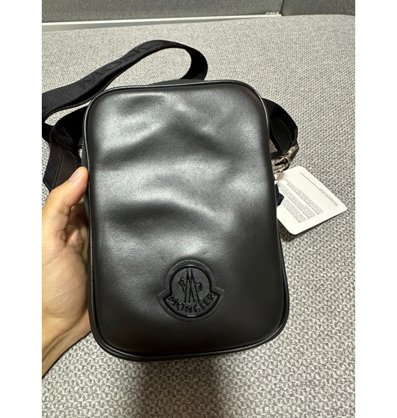 Сумка • Moncler • Черный