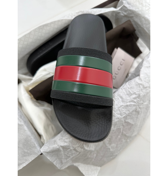 Шлепанцы • Gucci • Черный