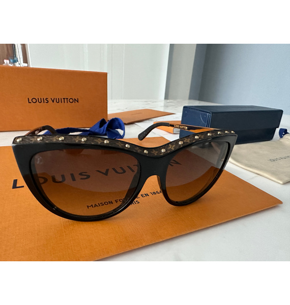 Очки • Louis Vuitton • Черный