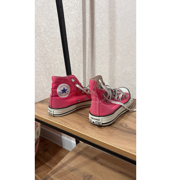 Кеды • Converse • Розовый
