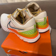 Кроссовки • Nike • Бежевый