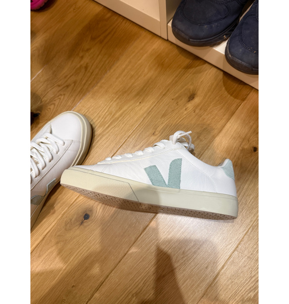 Кеды • VEJA • Белый