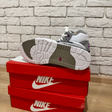 Кроссовки • Nike • Серый