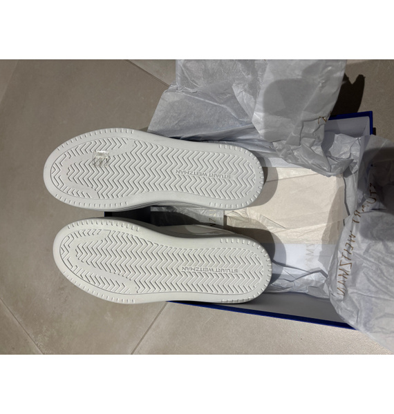 Кроссовки • Stuart Weitzman • Белый