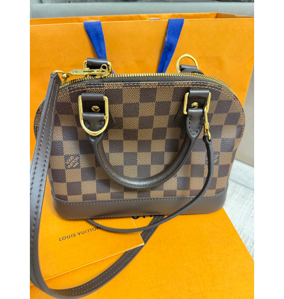 Сумка • Louis Vuitton • Коричневый