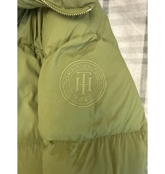 Пуховик • Tommy Hilfiger • Зеленый