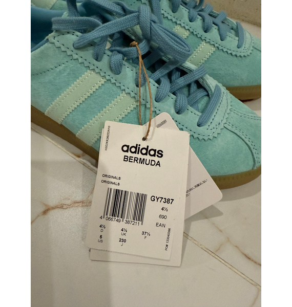 Кроссовки • adidas • Бирюзовый