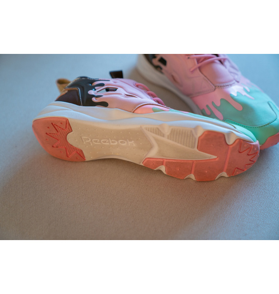 Кроссовки • Reebok • Другое