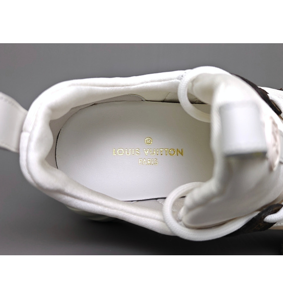 Кроссовки • Louis Vuitton • Белый