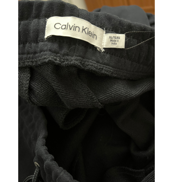 Джоггеры • Calvin Klein • Черный