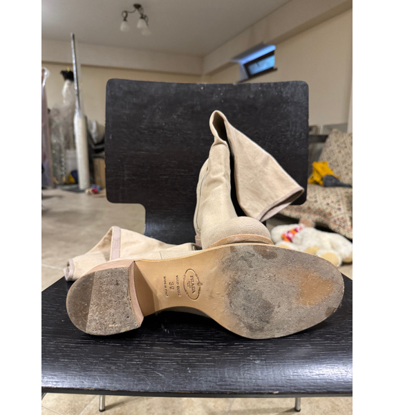 Сапоги • Prada • Бежевый