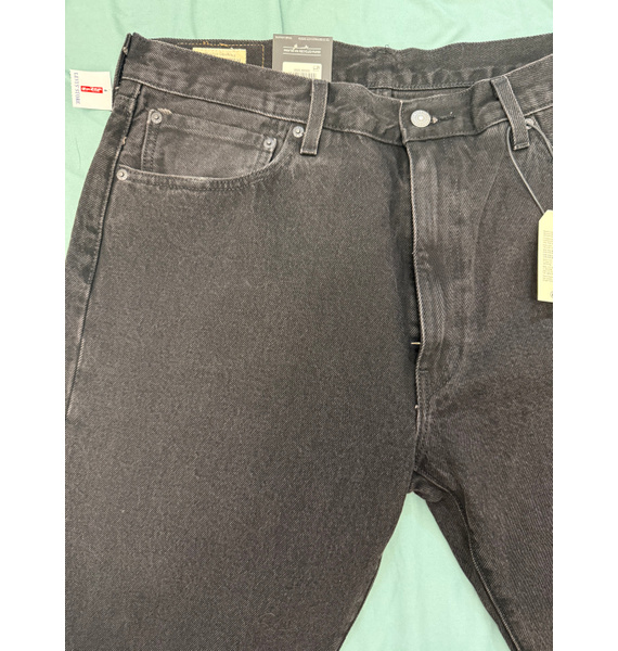 Джинсы • Levi's • Черный