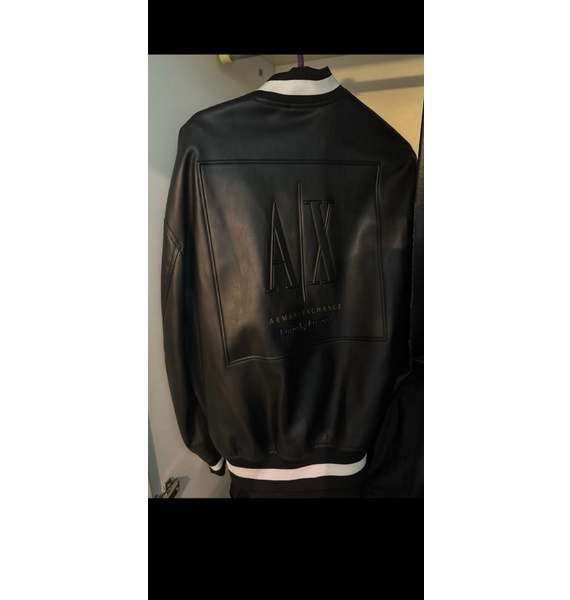 Бомбер • Armani Exchange • Черный