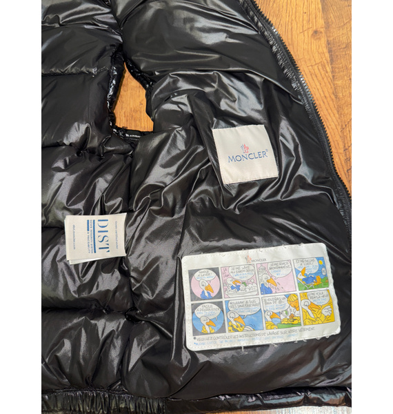 Жилет • Moncler • Черный