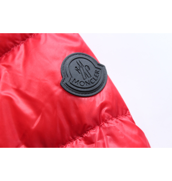 Пуховик • Moncler • Красный