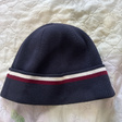 Шапка • Tommy Hilfiger • Темно-синий