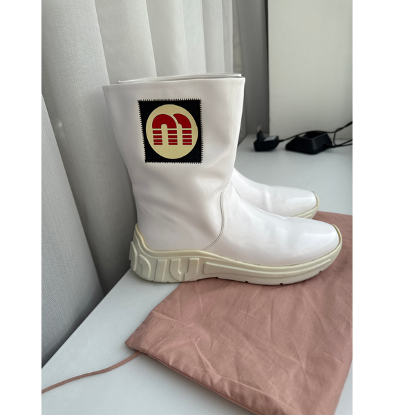 Ботинки • Miu Miu • Белый