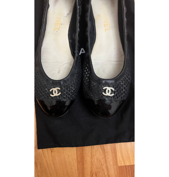 Балетки • Chanel • Черный