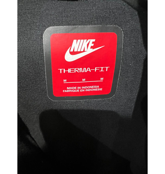 Куртка • Nike • Черный