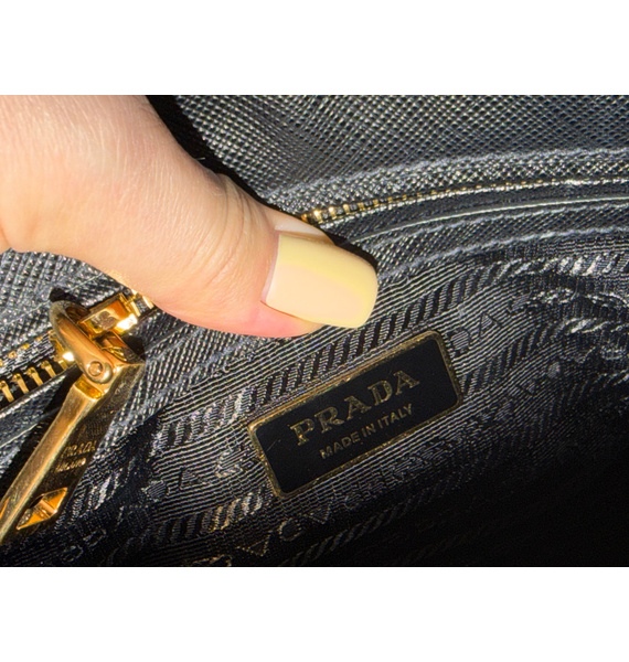 Сумка • Prada • Черный