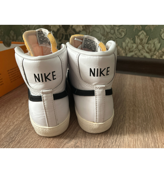 Кроссовки • Nike • Белый