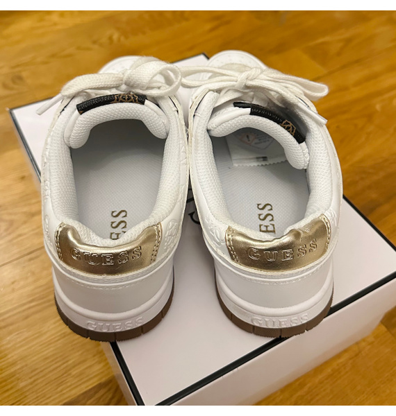 Кеды • GUESS • Белый